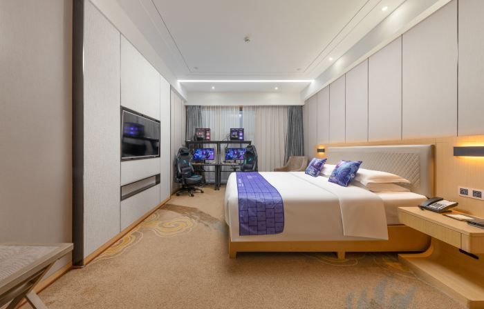 X Vision Esports Hotel (Changde Linli Railway Station Branch)