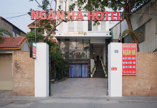 1. 응안 하 호텔..