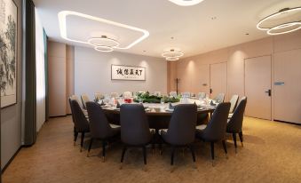 S Bamboo Hotel