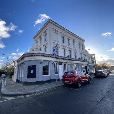 Queen Elizabeth Hostel