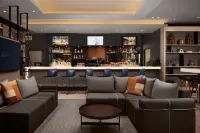 Courtyard by Marriott Paris Porte de Versailles Hotels in Issy-les-Moulineaux
