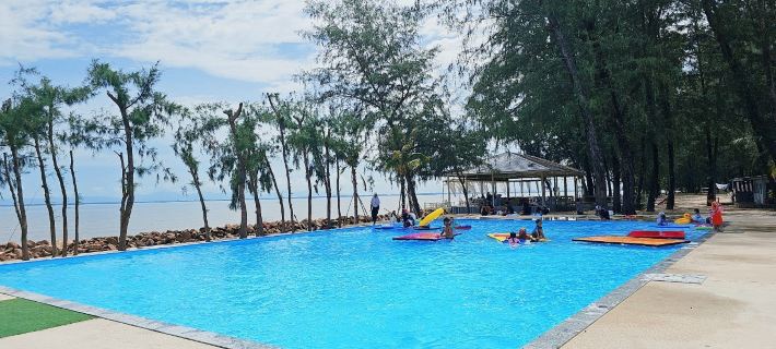 Suvarn Gleaw Thong Resort Hotels in Trat