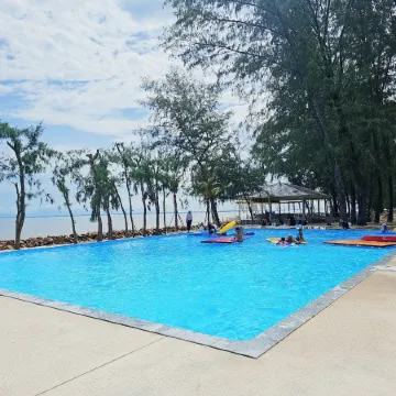 Suvarn Gleaw Thong Resort