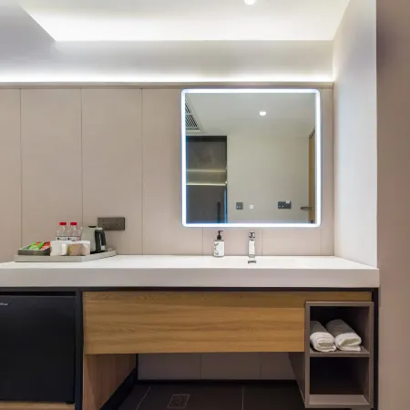 Homeinn Plus Hotel (Weifang Linqu County Government)