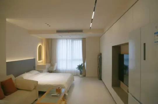 Xijian Homestay (Anqing Greenland Yun Residence)