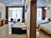 Lingshi Yueman Home Homestay (Wangjia Courtyard Branch) Hotel di Lingshi