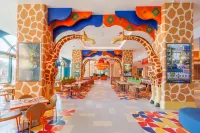 Chimelong Giraffe Castle Hotels in Qingyuan