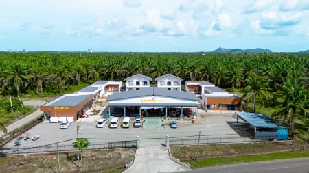 Mr Bean Holiday Semporna