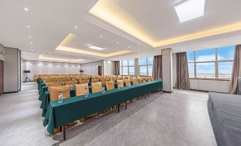 Qiyun Hotel (Guilin Liangjiangsihu Branch)
