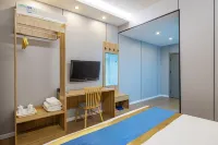 Wudangshan Kailai Boutique Hotel (Entrance to Wudang Scenic Spot) - 2 ดาว