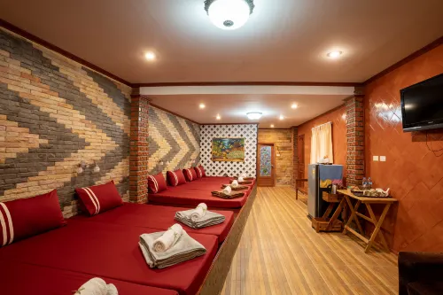 Phumthadarommanee Resort Hotels in Khlong Thom