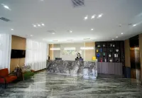 Huayi Select Hotel (Guanshan International) Hotels in Kedong