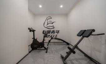 3. Xinyue H..