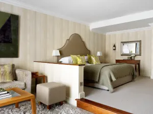 The Vineyard Hotel & Spa