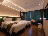 Neyar fuguang hotel Hotels near Yingbin Intersection Station