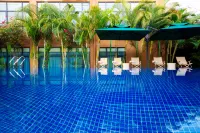Jizhou Hotel - Pools