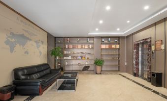 Rezenxuan Hotel (Shanghai Caolu Minlei Road Subway Station)