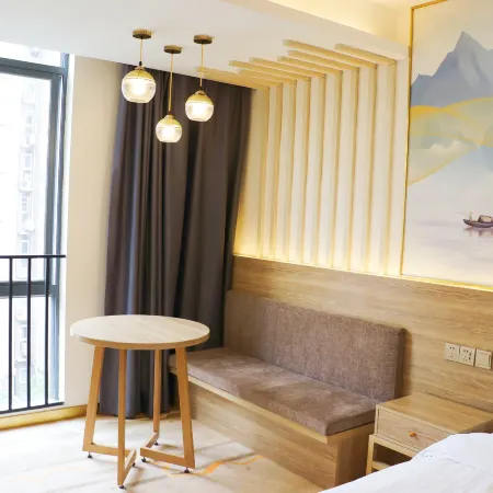 Champs Elysees Hotel (Taixing)