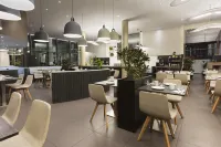 Novotel Paris Saint-Denis Stade Basilique Hotels in Saint-Denis
