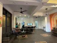 Franca Arcade near Quezon City Circle Hotel dekat Stasiun MRT Kamuning