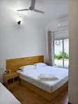 Evelyaa Guest House Hotels near Fulidhoo Thundi