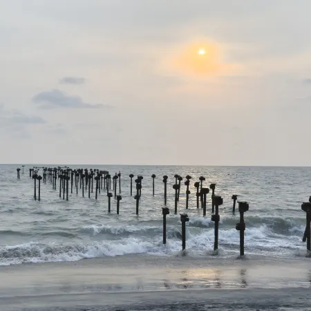 Sterling Lake Palace Alleppey