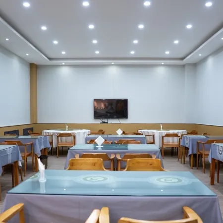 Mapangyongcuo Hot Spring Hotel
