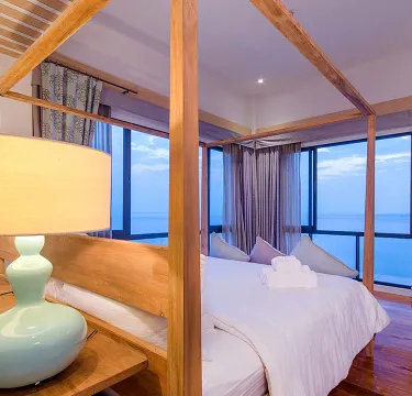 วิลล่าริมชายหาดพร้อมสระว่ายน้ำ