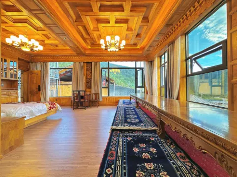 Wangyun Pavilion Homestay (Zhagana Scenic Area Ticket Center)