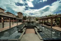 Zangmi · Muyi · Designer Garden Resort Hotel (Lijiang Gucheng District)