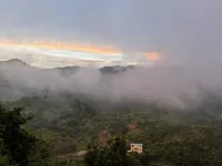 Guangnan Liulangcheng • Shihu Bay Banshan Resort Hotel - Mountain view
