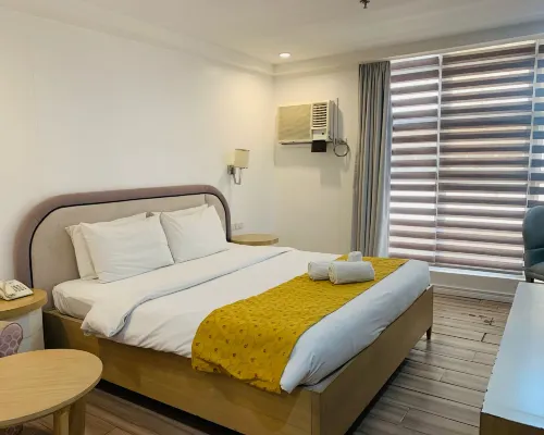 Queen Margarette Hotel - Downtown Hotels in Quezon Province