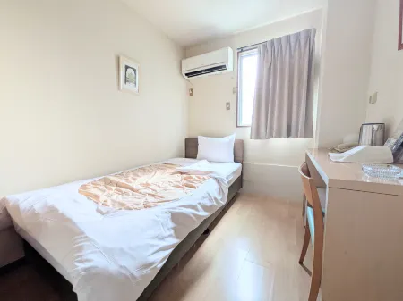 Business Hotel Takizawa Отели рядом с достопримечательностью «Shorinzan Darumaji Temple»