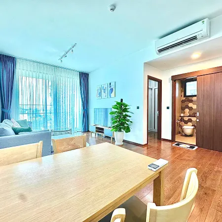 Homie's Dedge Thao Dien Luxury Apartment Отели рядом с достопримечательностью «Гипермаркет Vincom Plaza Thu Duc»