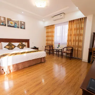 Hacinco Hotel Hotels near Lenin Statue