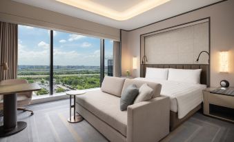 Shangri-La Hongqiao Airport, Shanghai