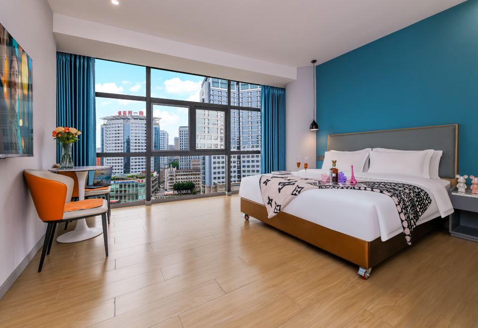 3. 유만・블루 디자..