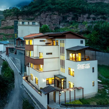 Immerse Villa