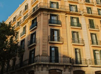 Lamaro Hotel