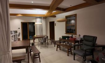Qingshuaige Boutique Homestay
