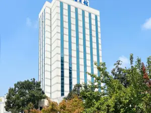 โรงแรมชวงเหมินโหลว