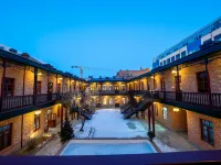 Qiantong Designer Hotel Baroque 1920 Mansion · Republican Era Aesthetic Courtyard(Harbin) Hotels near Daowai