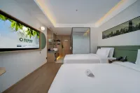 O'YAS HOTEL - parking