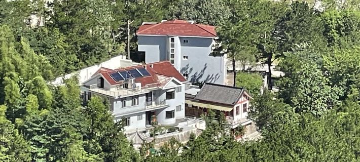 Qianshan Zeyongju Hotels in Qianshan