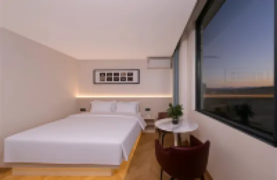 Yuanmou Crowne Holiday Hotel