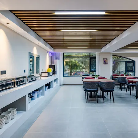Bona Huishe International Hotel (Yinghu Park Bus Station Branch)