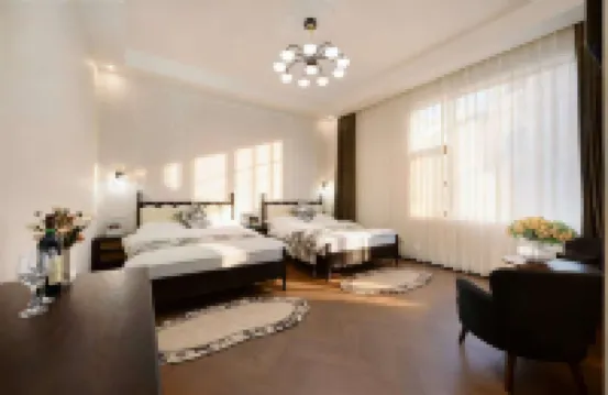 Xiangwang Liuguang Manjing Designer Oxygen-supplying Homestay