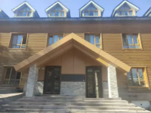 Golden Lotus Hotel Hotels near Xinjiang Kanas National Geopark