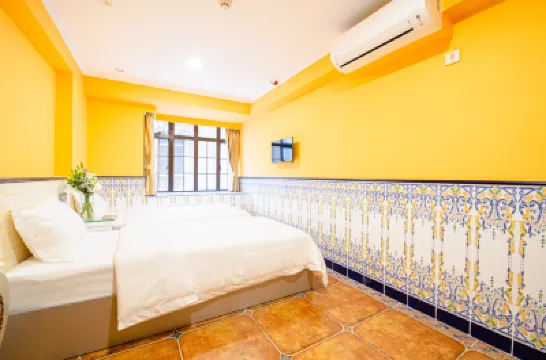 Family Inn(Rua De Miguel Aires) Hotels in 