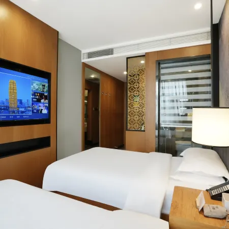 Luyi Qiqi L Hotel
